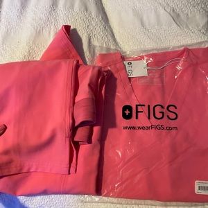 Figs Scrub top NEON PINK